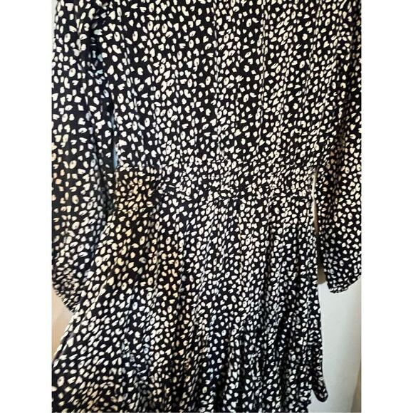 Jodifl Women’s Size Small Romper Black White Animal Print Ruffle Long Sleeve NWT - Picture 9 of 12